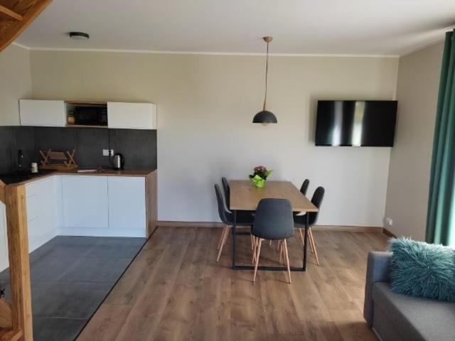 Appartamento Sloneczne Zacisze II Debina  Esterno foto